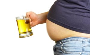 Vai alkohols var mūs padarīt resnākus